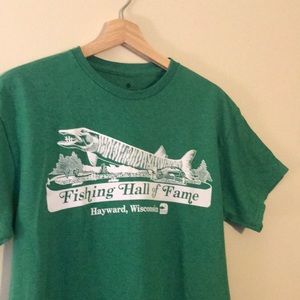 Midwest Vintage Design Fishing T-Shirt Hayward Wisconsin Green
